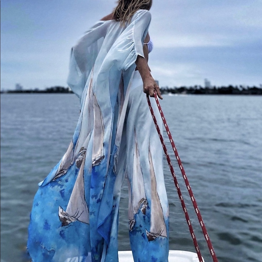 Monte Carlo Luxury Yacht Life Kimono & Pants Set - Picture 6 of 15